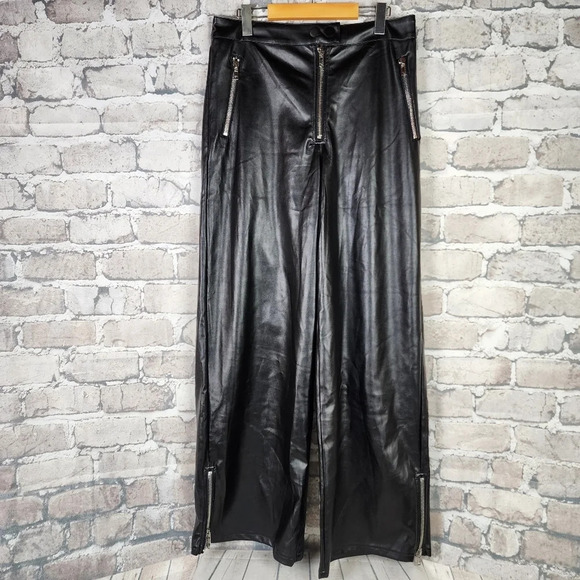 PrettyLittleThing Vegan Faux Leather Zip Front Wide Leg Trouser Black Size 6 New - Picture 4 of 16